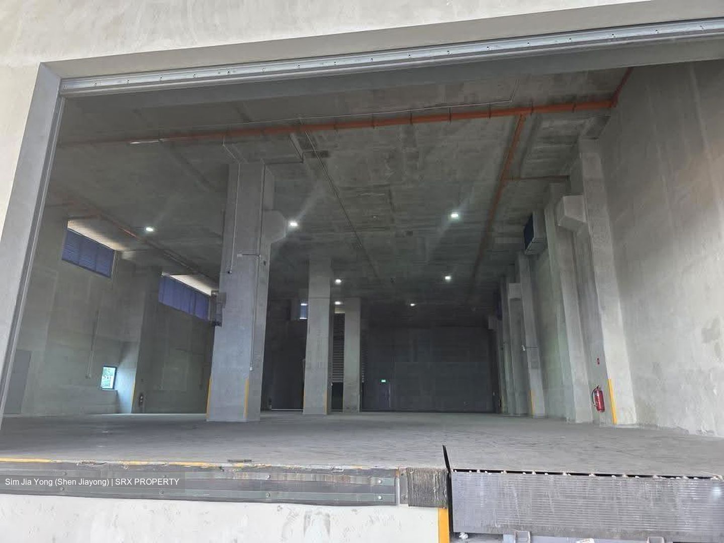 Joo Koon MRT (D22), Warehouse #630305151